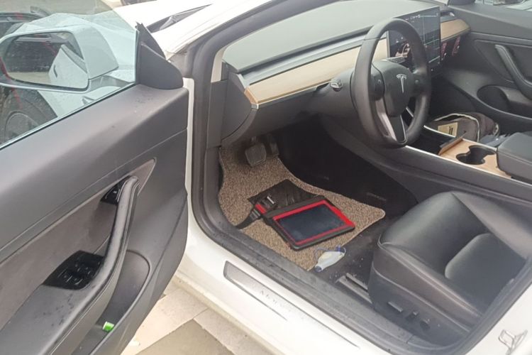 Tesla Model 3 2020 #16 Tesla Model 3 2020 car image #16