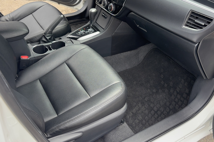 2015 #30 2015 car image #30