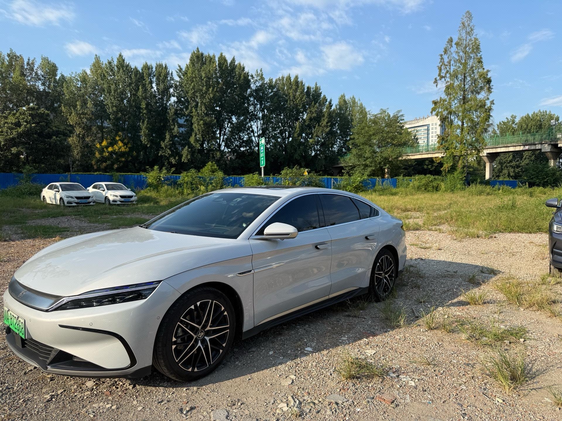 BYD Han 2024 image de voiture 