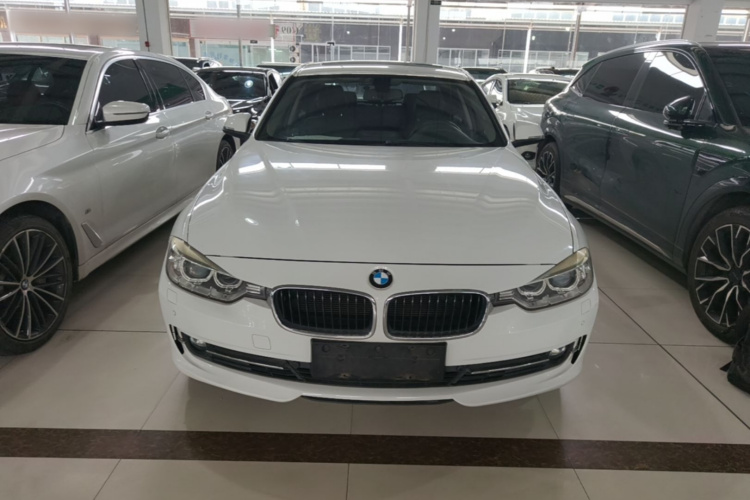 BMW 3 Series 2014 #3 BMW 3 Series 2014 car image #3