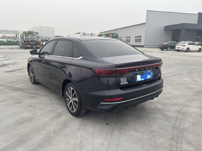 GEELY Emgrand 2021 #4 GEELY Emgrand 2021 صورة سيارة #4