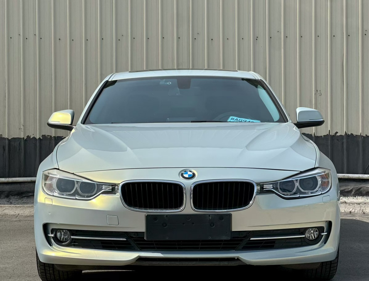 BMW 3 Series 2015 car image #2