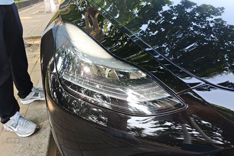 Tesla Model Y 2023 #8 Tesla Model Y 2023 car image #8