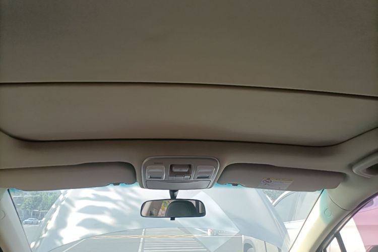 GEELY Emgrand GS 2018 car image #18