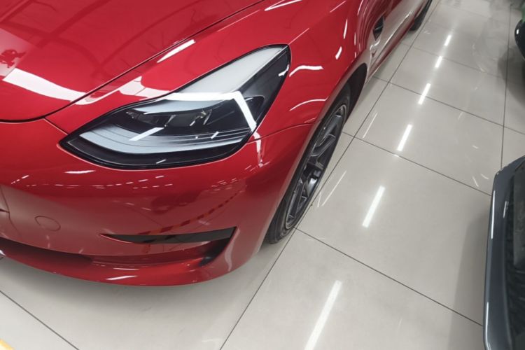 Tesla Model 3 2021 car image #25