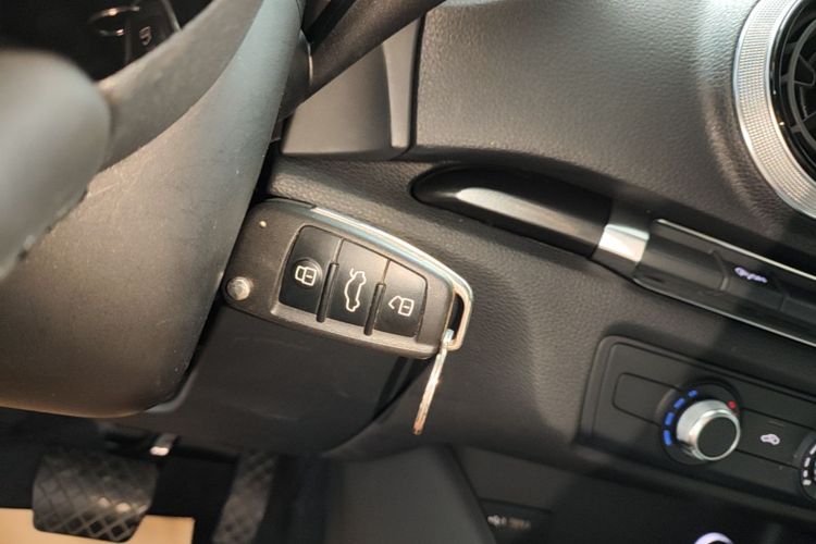 Audi A3 2020 immagine di auto #14