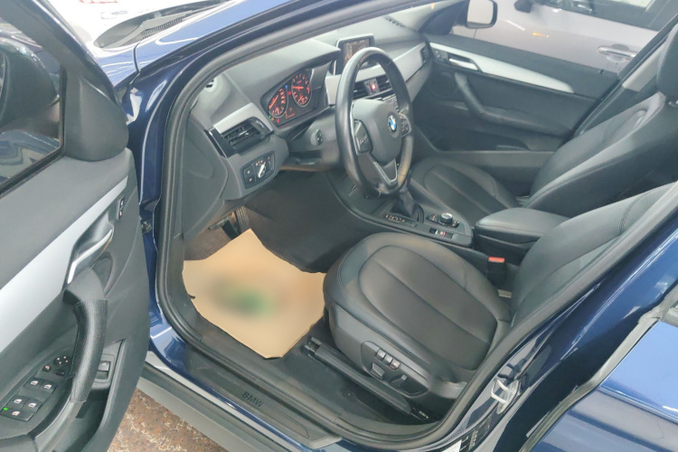 BMW X1 2017 imagen de coche #16