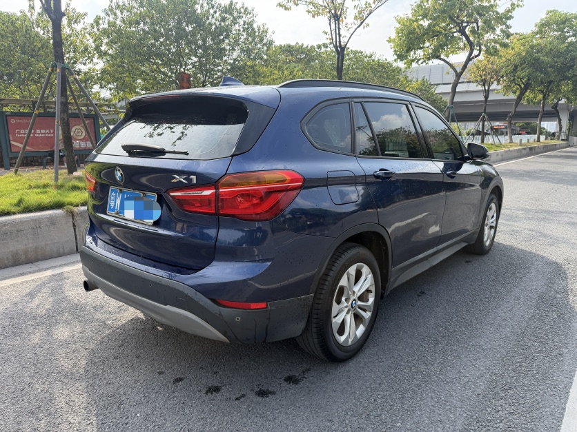 BMW X1 2017 #4 BMW X1 2017 car image #4