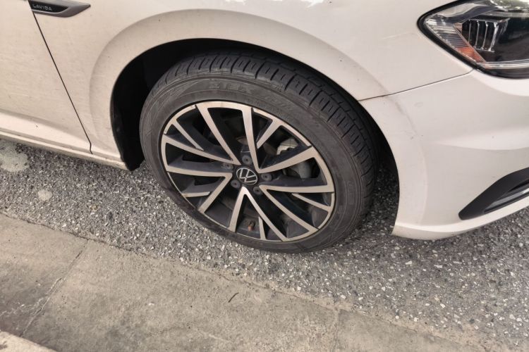Volkswagen Lavida 2020 car image #9