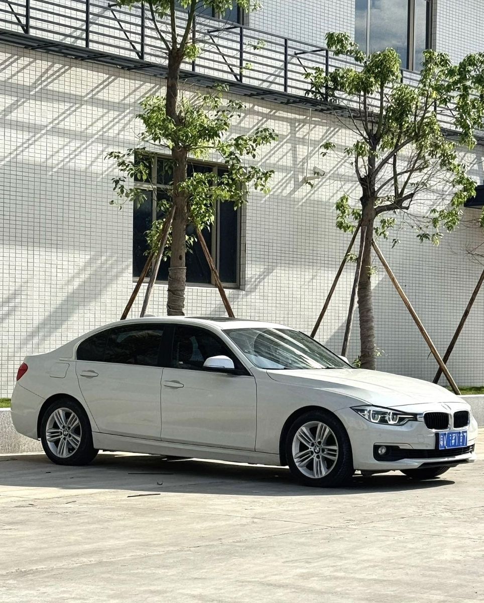 BMW 3 Series 2016 car image 