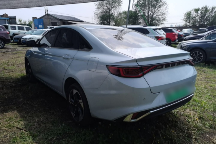 GEELY Emgrand L HiP 2022 صورة سيارة #5
