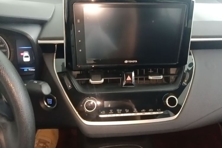 Toyota Corolla 2019 immagine di auto #17
