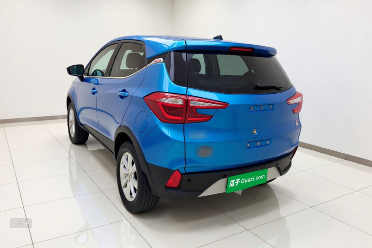 BYD Yuan 2017 #5 BYD Yuan 2017 car image #5