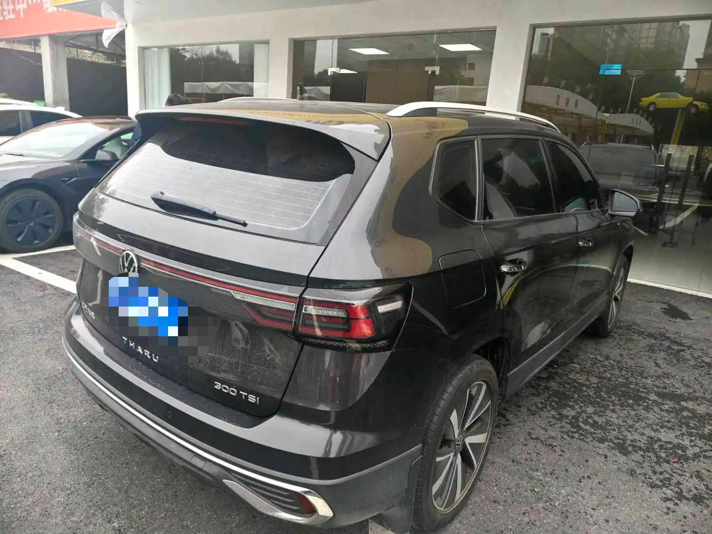 2023 car image #3