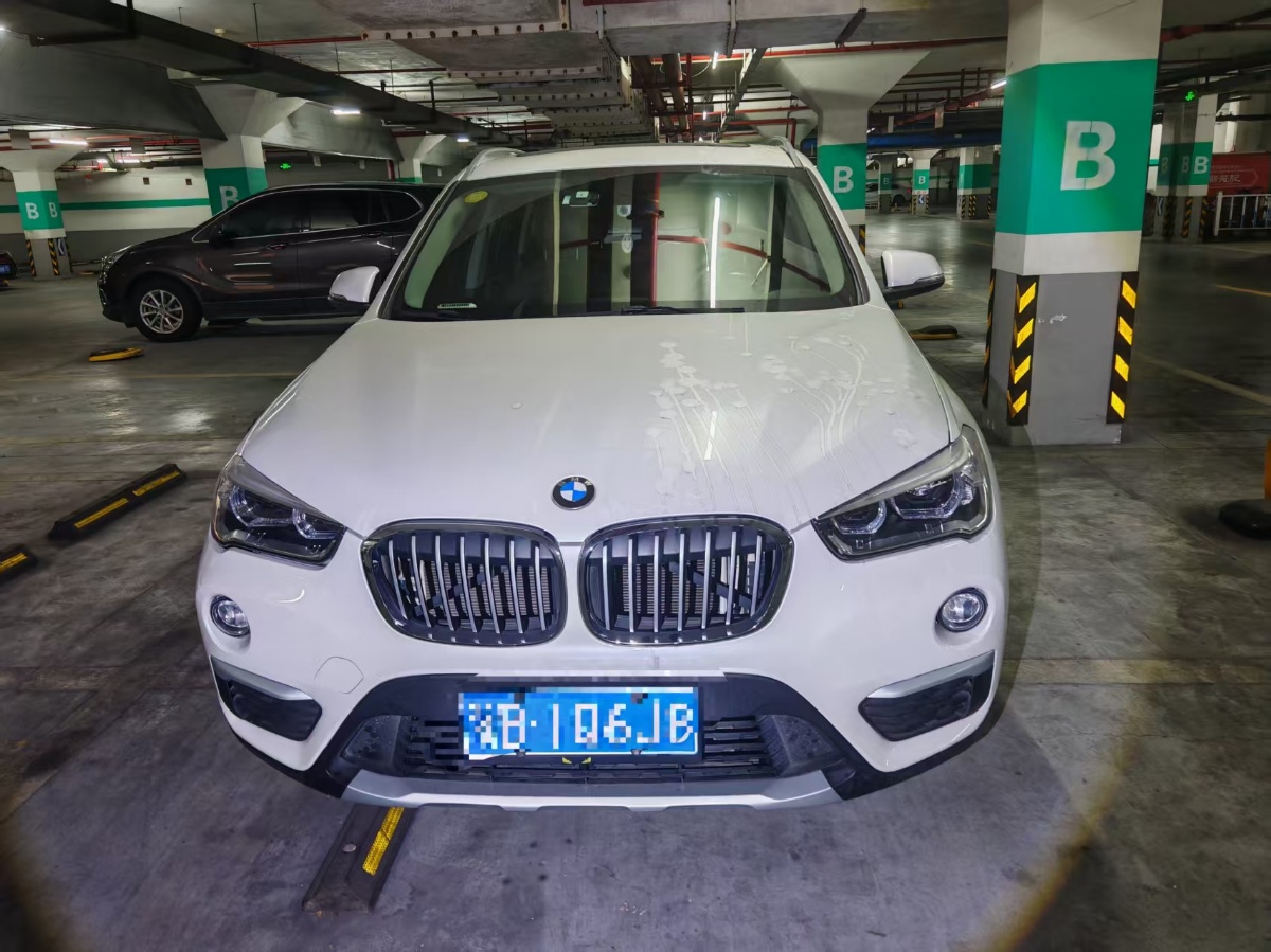 BMW X1 2018 BMW X1 2018 car image
