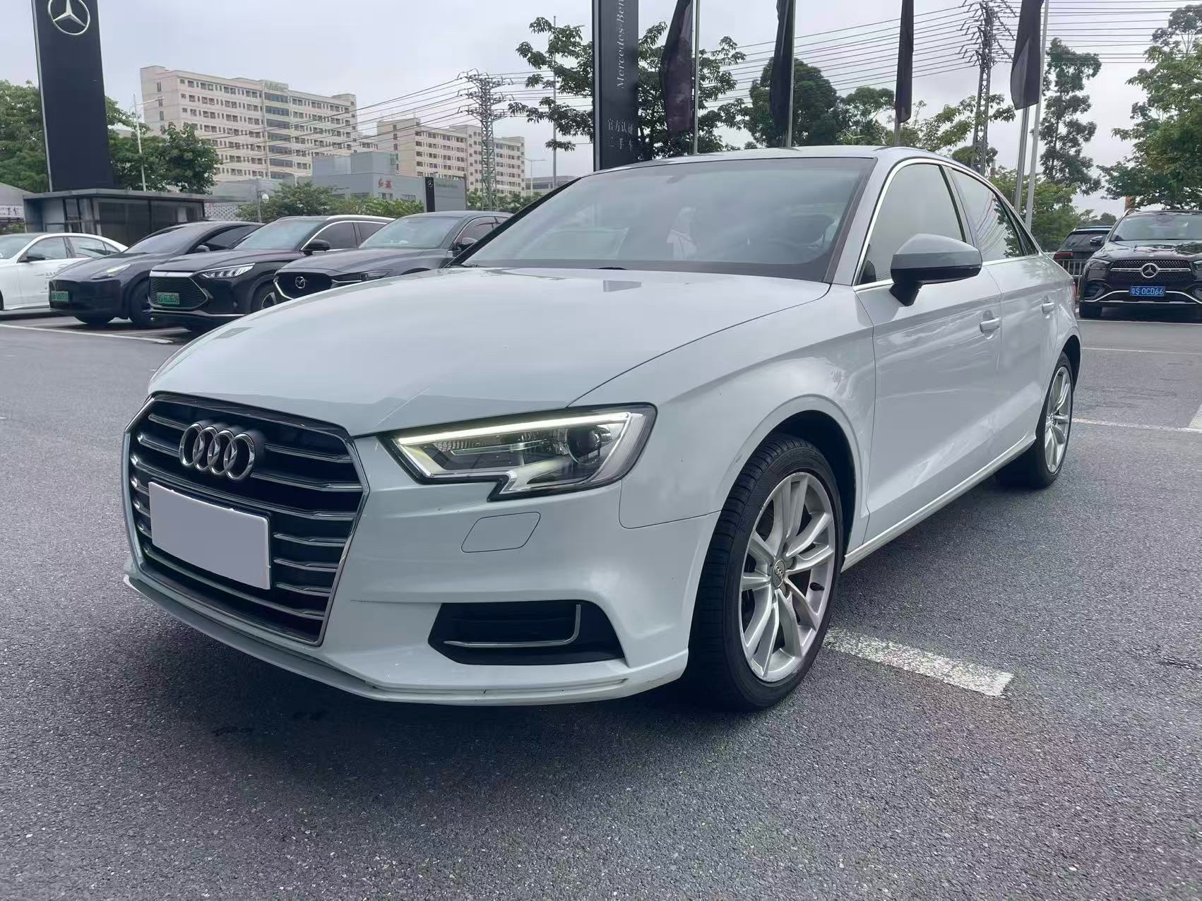 2025 2025 immagine di auto