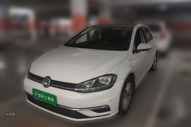 Volkswagen Golf 2018 car image #2