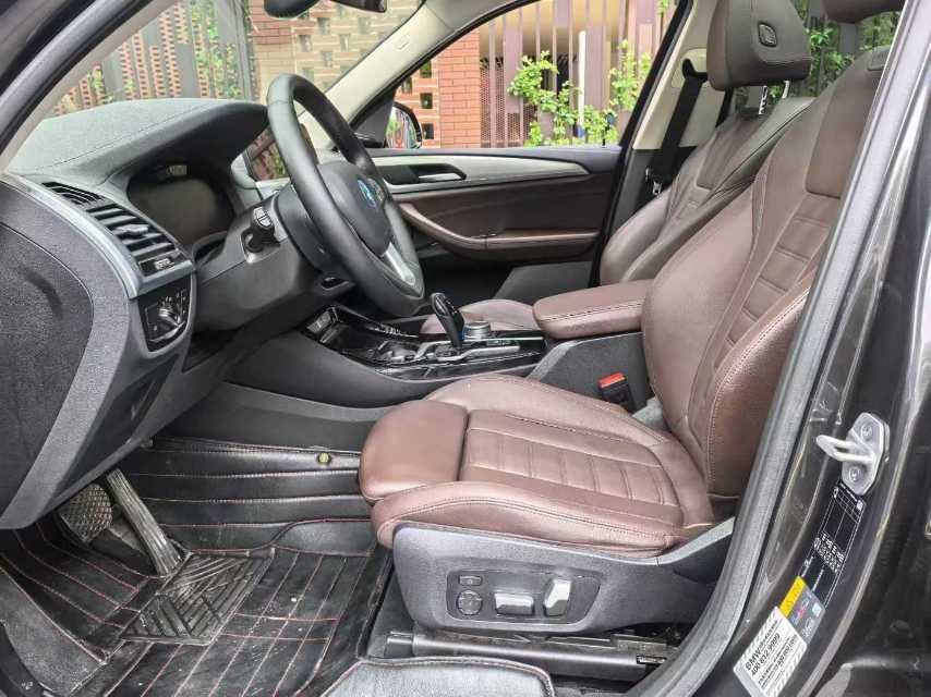 BMW iX3 2021 #4 BMW iX3 2021 immagine di auto #4