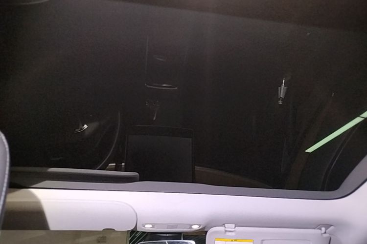 Tesla Model 3 2021 car image #20