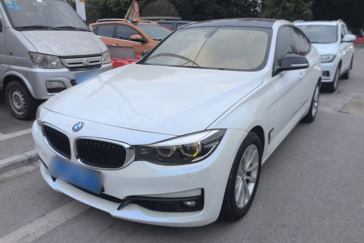 BMW 3 Series GT 2016 immagine di auto #2