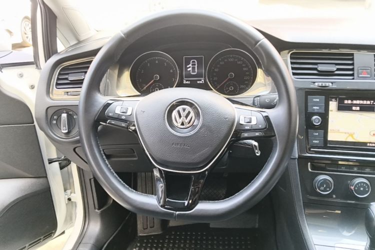 Volkswagen Golf 2019 #11 Volkswagen Golf 2019 car image #11