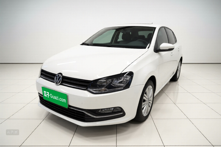 Volkswagen Polo 2019 car image #2