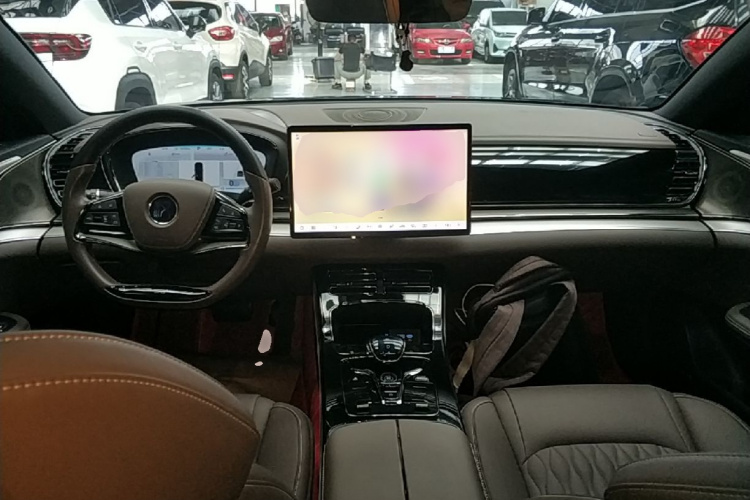 BYD Han 2024 car image #10