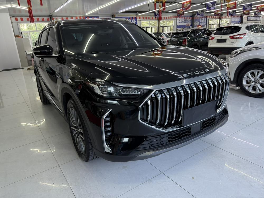 Jetour X70 PLUS 2025 car image #3