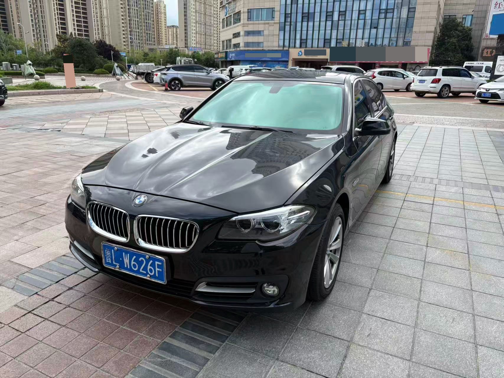 BMW 5 Series 2014 BMW 5 Series 2014 car image