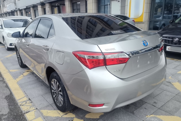 Toyota Corolla 2018 immagine di auto #5