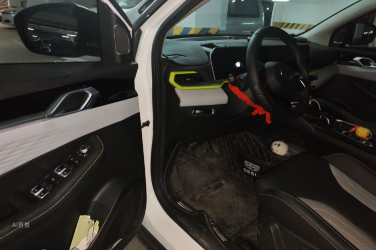 GEELY Coolray 2023 immagine di auto #18