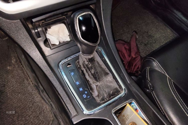 GEELY Emgrand 2016 car image #16