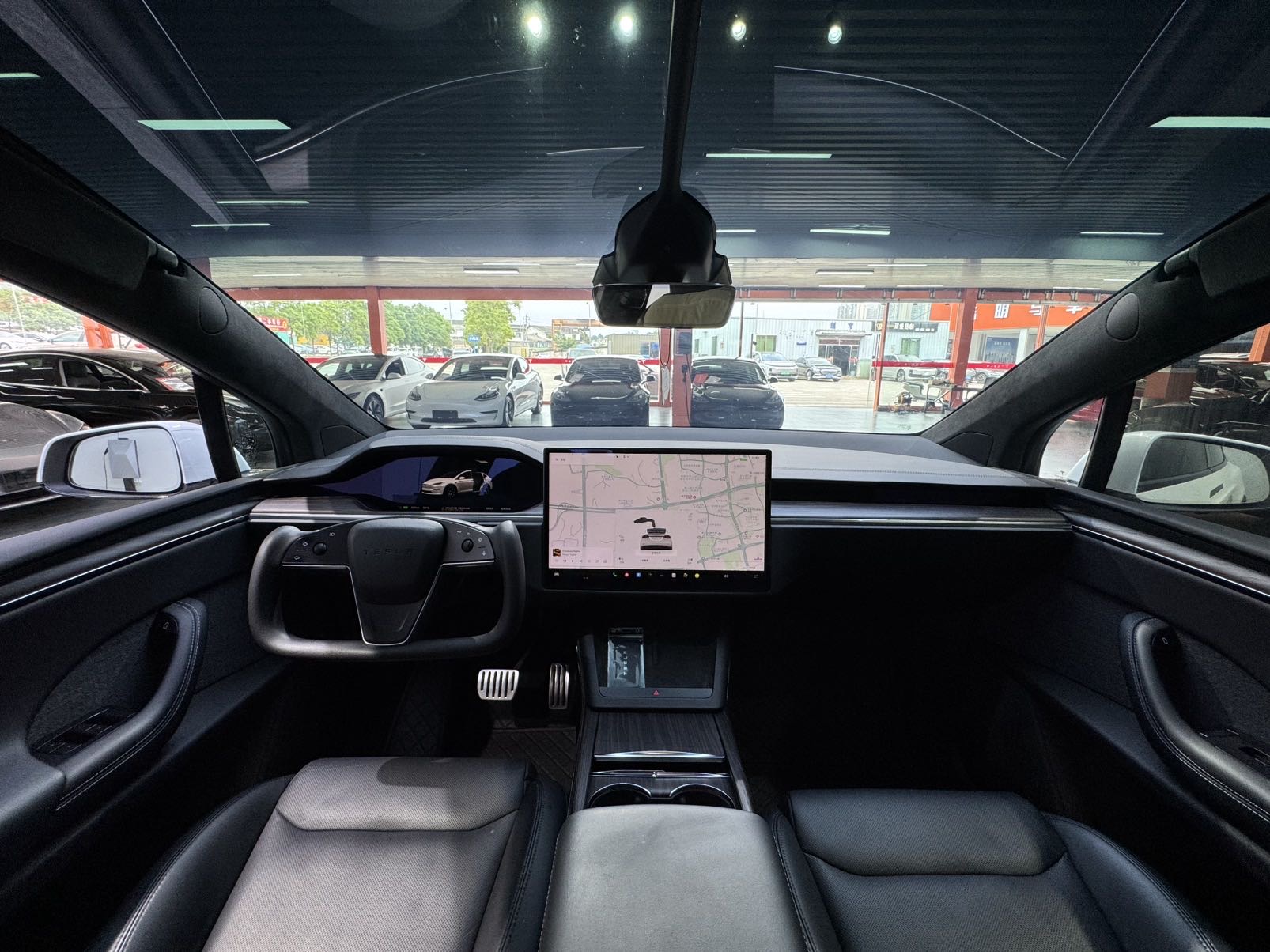 Tesla Model X 2023 car image #3