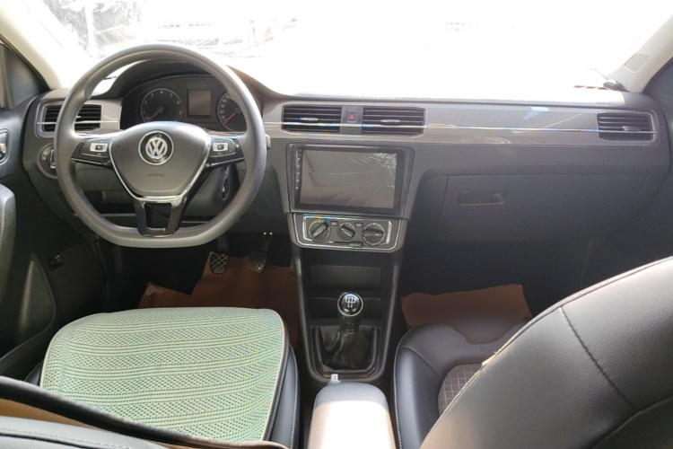 Volkswagen Santana 2017 #10 Volkswagen Santana 2017 car image #10