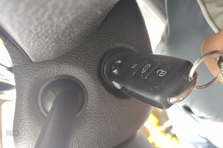 Volkswagen Bora 2016 imagem de carro #10