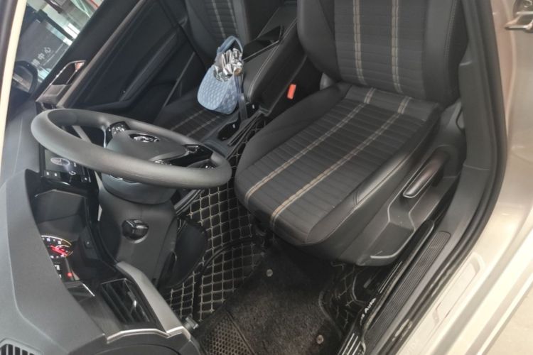Volkswagen Lavida 2019 #15 Volkswagen Lavida 2019 car image #15