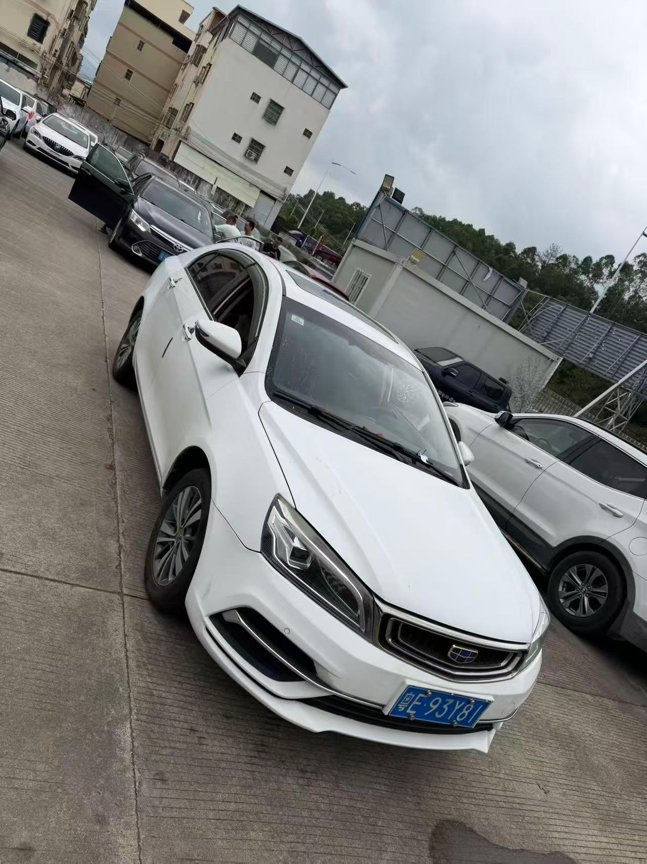 GEELY Emgrand 2018 #4 GEELY Emgrand 2018 car image #4
