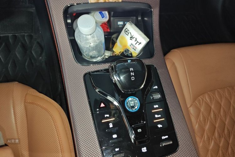 BYD Han 2022 car image #16