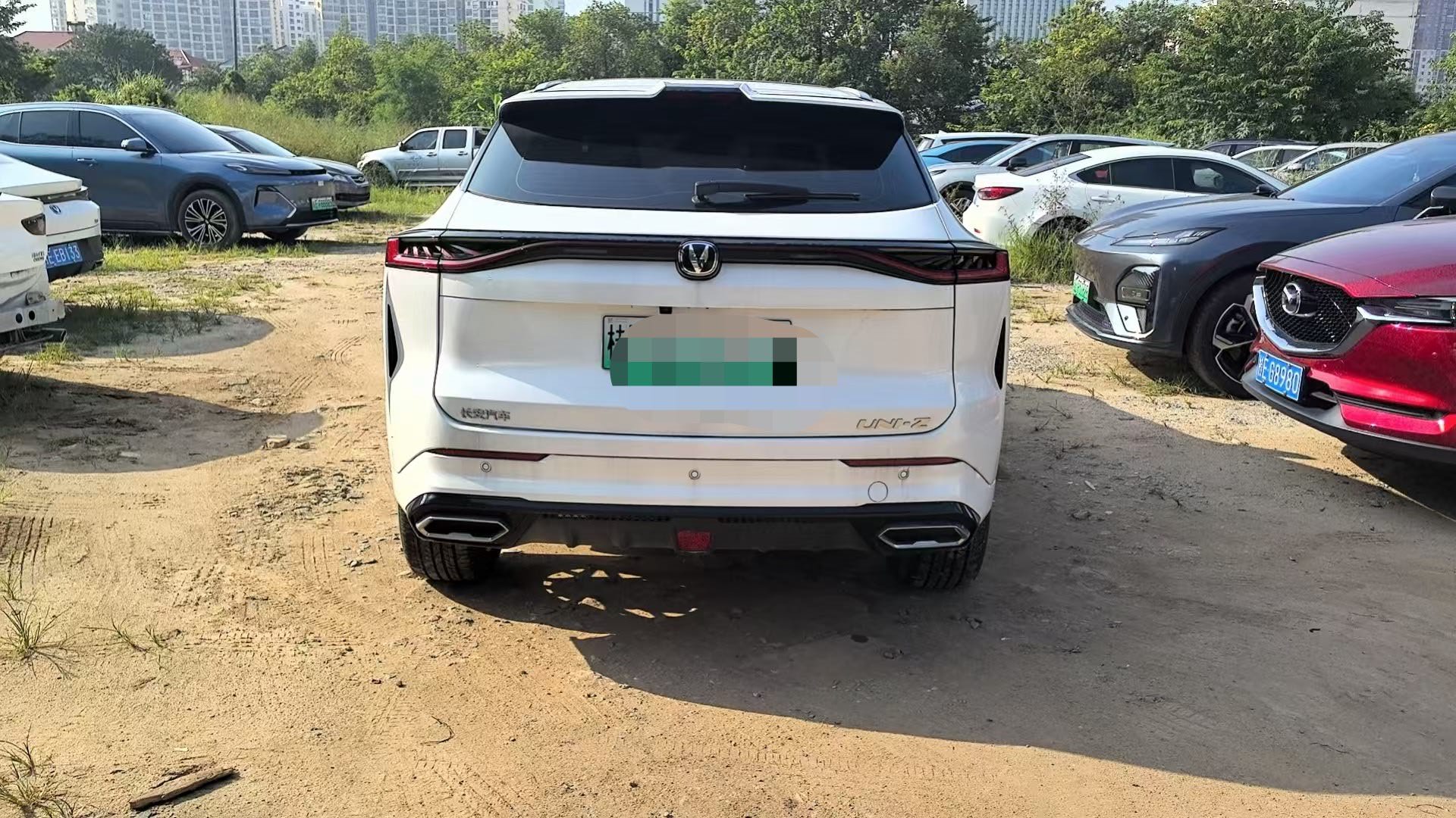 Changan UNI-Z PHEV 2025 #5 Changan UNI-Z PHEV 2025 car image #5