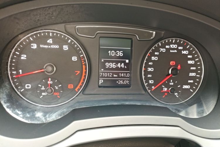 Audi Q3 2017 #12 Audi Q3 2017 car image #12