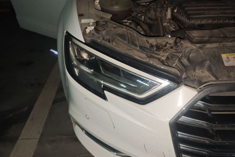 Audi A3 2018 car image #8