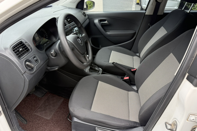 Volkswagen Polo 2019 #12 Volkswagen Polo 2019 car image #12
