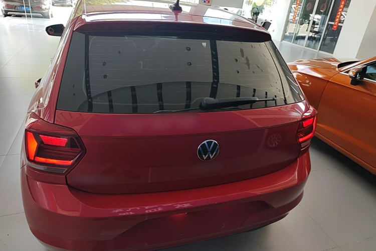 Volkswagen Polo 2021 car image #6