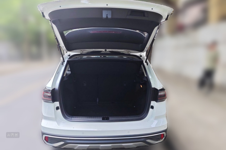 Volkswagen Tharu 2024 car image #21