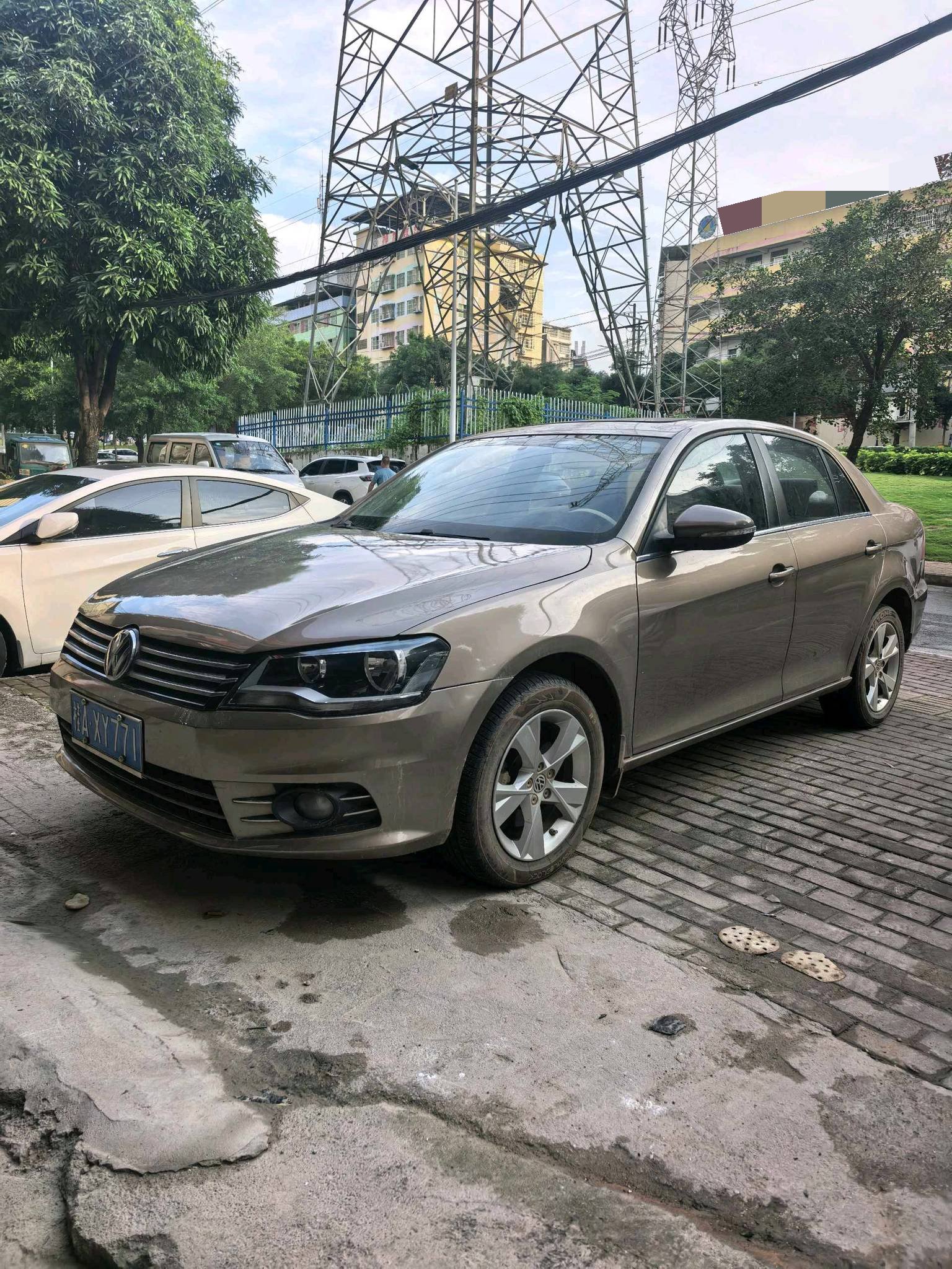 Volkswagen Bora 2014 immagine di auto 
