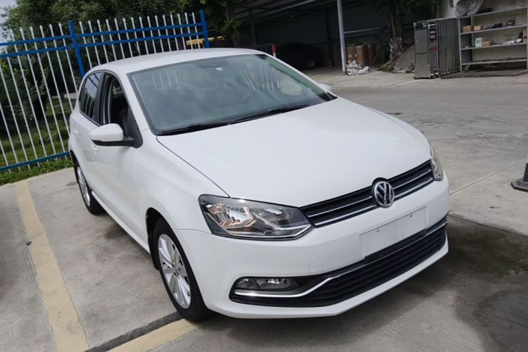 Volkswagen Polo 2014 #6 Volkswagen Polo 2014 car image #6