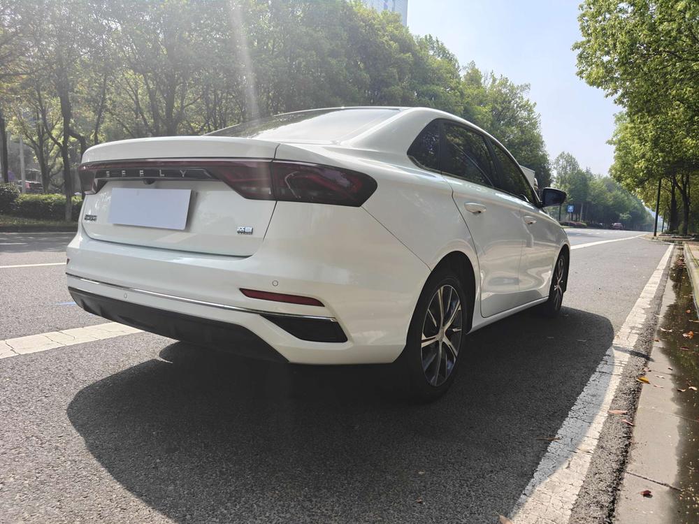 GEELY Emgrand 2023 #6 GEELY Emgrand 2023 car image #6