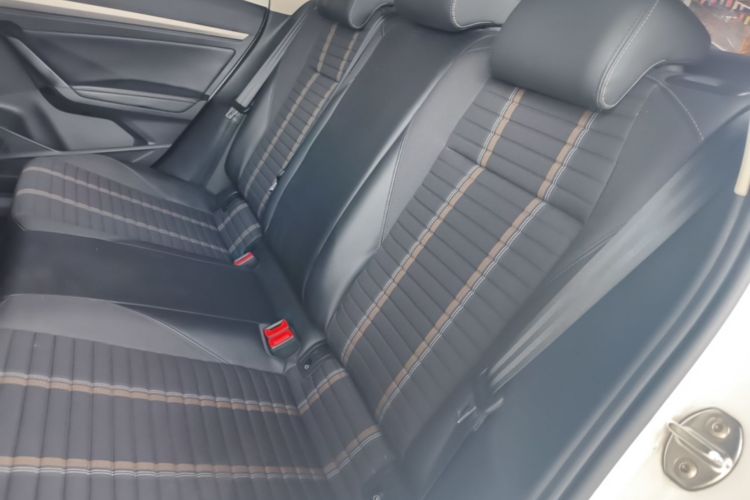 Volkswagen Lavida 2021 car image #13