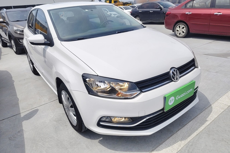 Volkswagen Polo 2016 car image #4