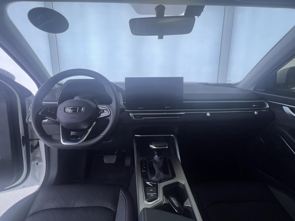 GEELY Emgrand 2023 #8 GEELY Emgrand 2023 car image #8